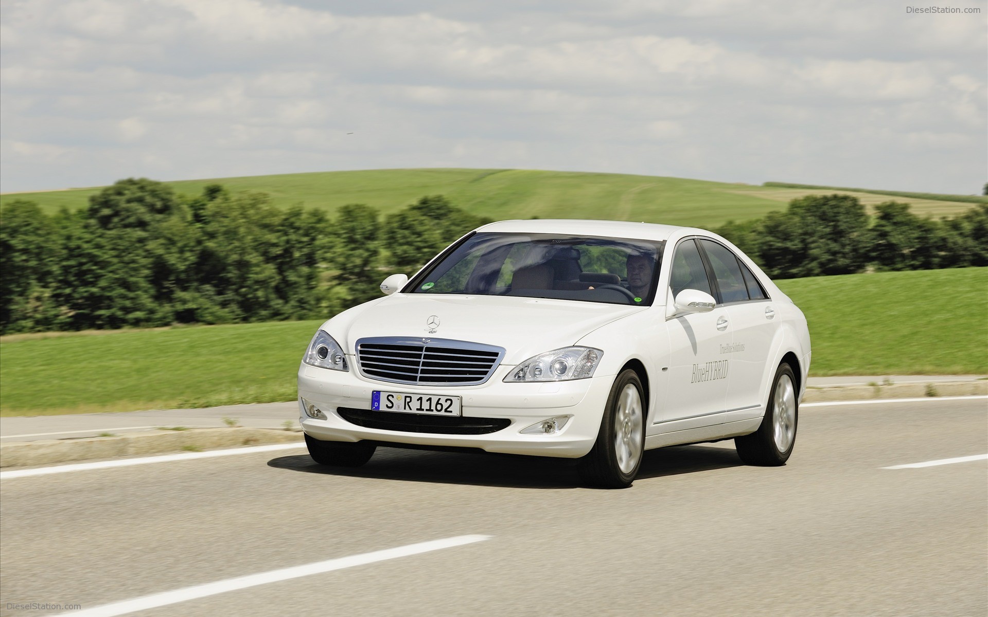 MERCEDES-BENZ S400 BlueHYBRID